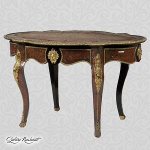 ANTIQUE ORMOLU AND TORTOISESHELL BOULLE CENTRE TABLE