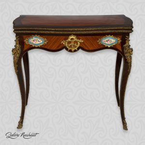 Louis XV French lockerLouis XV French locker table with inlaid bronze
