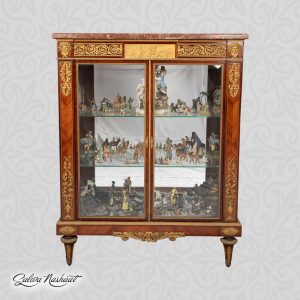 Louis XVI vitrine