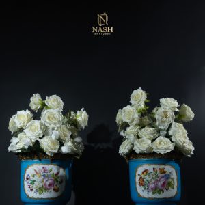 19th Century‚ A refined pair of Sèvres porcelain cachepots